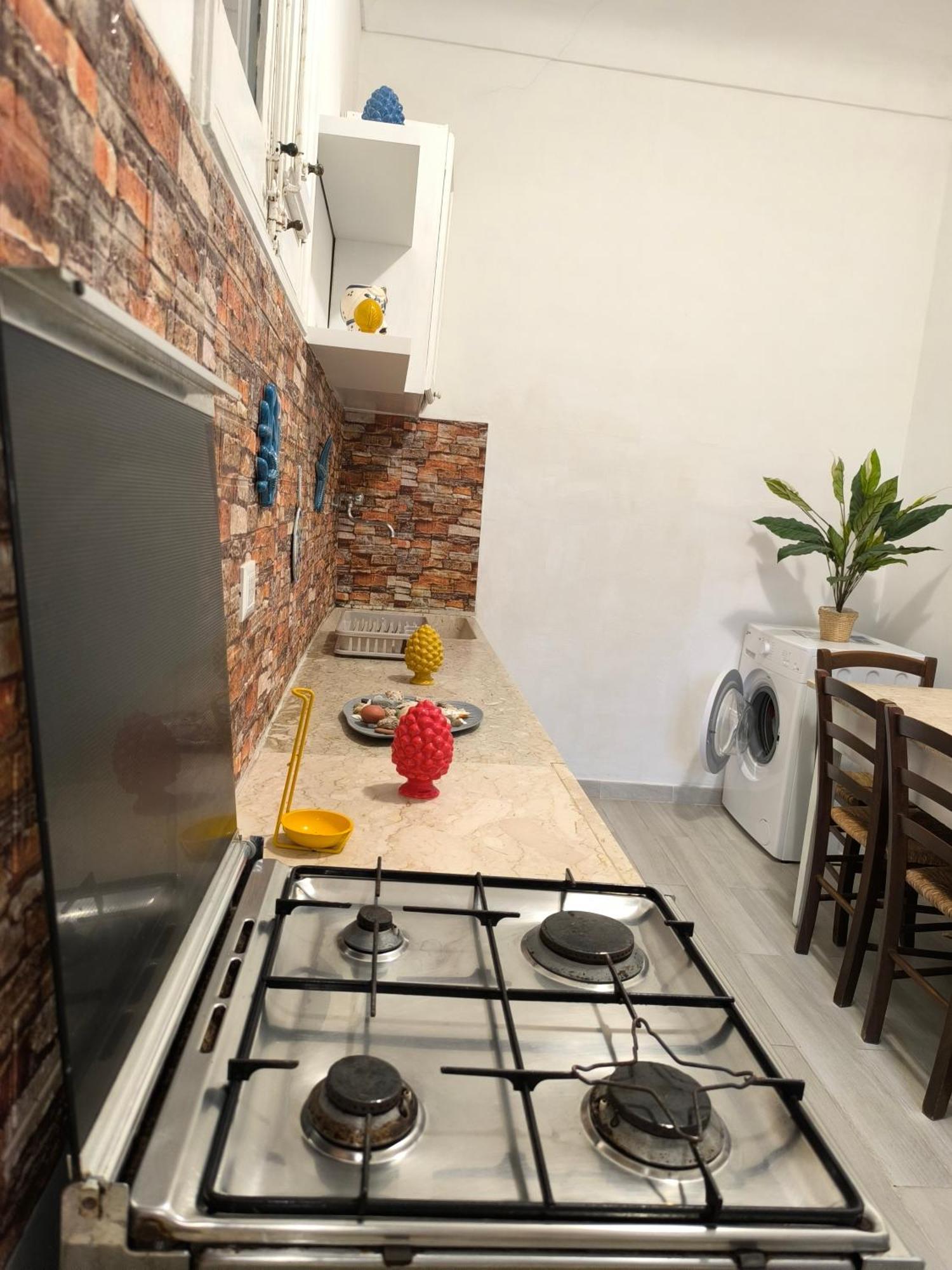 トラーパニCasa Di Nickアパートメント エクステリア 写真